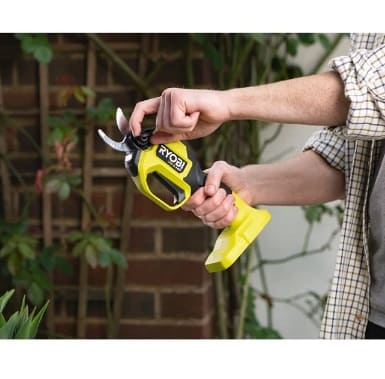 Секатор аккумуляторный Ryobi RY18SCXA-0 (5133005025)