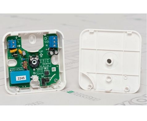 Термостат SALUS HTR 230