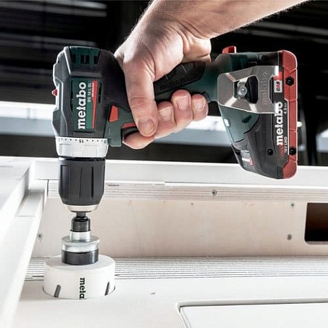 Шурупокрут акумуляторний Metabo BS 18 L BL (602326500)